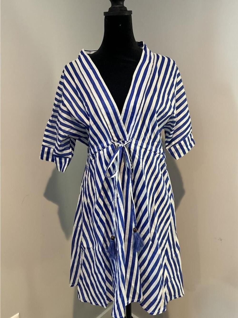 C&C California Pool Coverup Dress Sz M Blue Striped Tassel Belt Boho Cotton Vaca